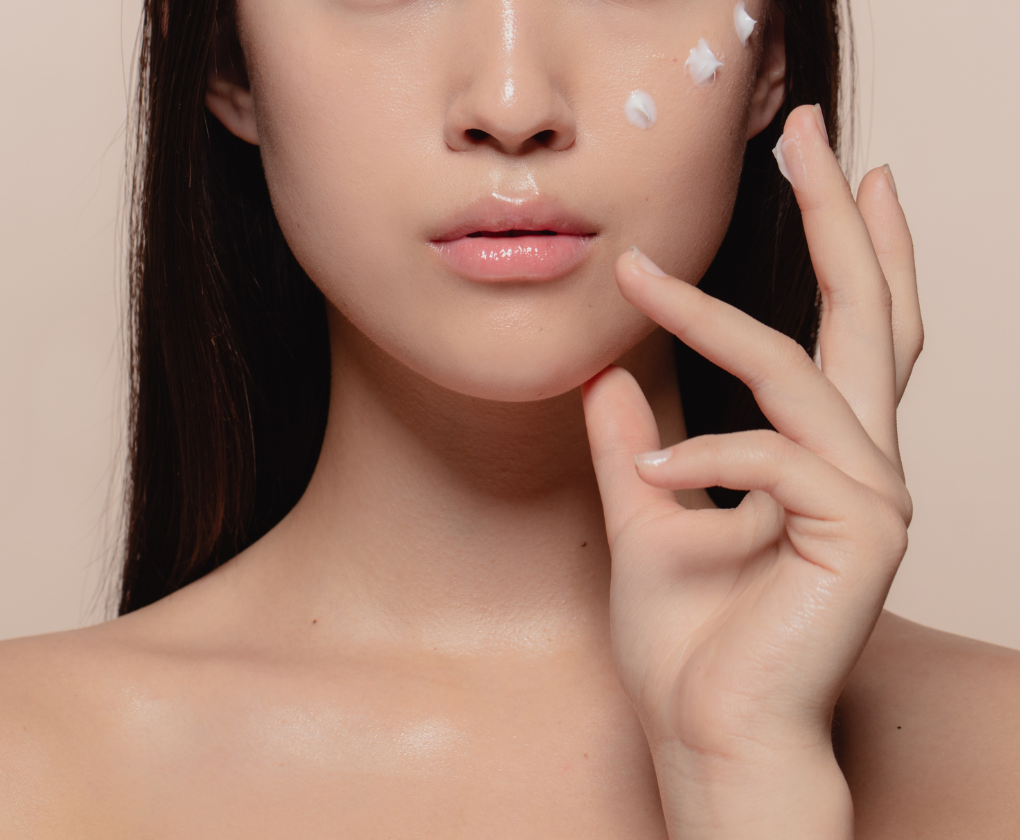 Spokojená pleť: jednoduchá rutina zvenku i zevnitř