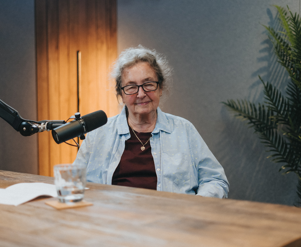 Prof. MUDr. Helena Tlaskalová-Hogenová hovoří o vlivu střevního mikrobiomu na imunitní systém, významu probiotik a důležitosti zdravého životního stylu pro správné fungování organismu.
